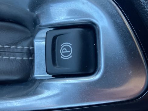 Used 2024 Buick Encore GX Avenir w/ Avenir Convenience Package AWD/4WD image 31
