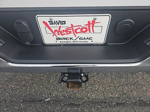 Used 2022 Chevrolet Silverado 1500 LT image 25