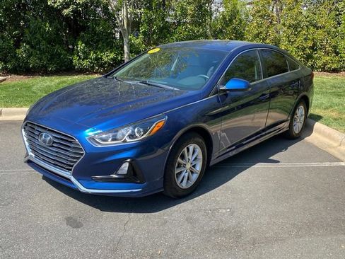 Used 2019 Hyundai Sonata SE FWD image 3