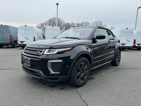 Used 2017 Land Rover Range Rover Evoque SE Dynamic image 3