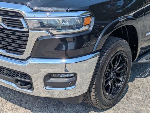 Used 2025 RAM 1500 Big Horn AWD/4WD image 9