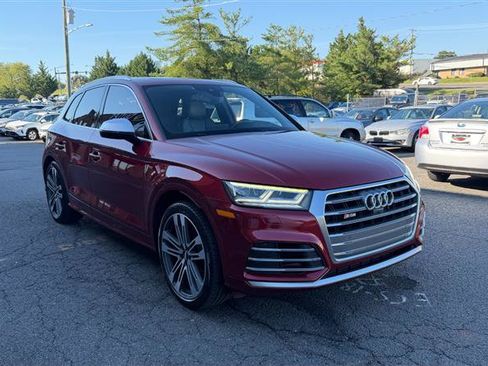 Used 2018 Audi SQ5 Prestige w/ Prestige Package AWD/4WD image 3
