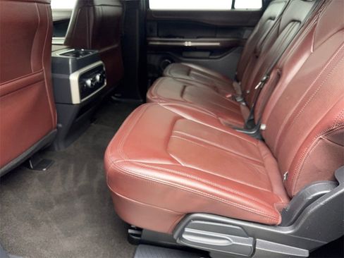 Used 2022 Ford Expedition Max Limited image 34