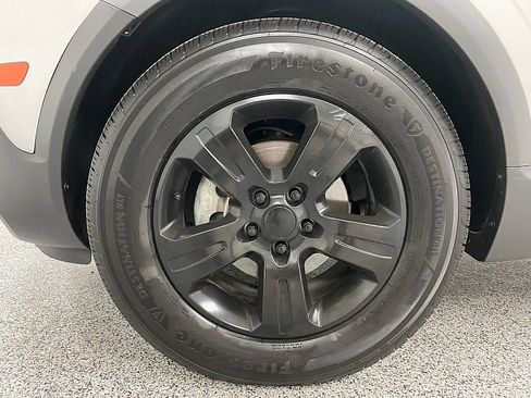 Used 2013 Chevrolet Captiva Sport LS image 19