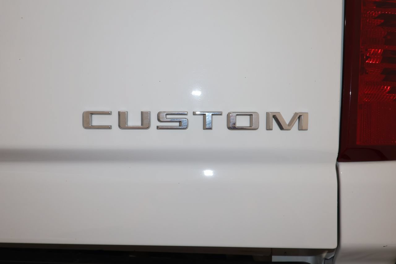 Used 2024 Chevrolet Silverado 2500 Custom w/ Custom Convenience Package AWD/4WD image 35
