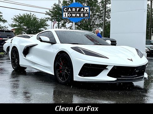 Used 2023 Chevrolet Corvette Stingray Preferred Cpe w/ Z51 Performance Package RWD image 3