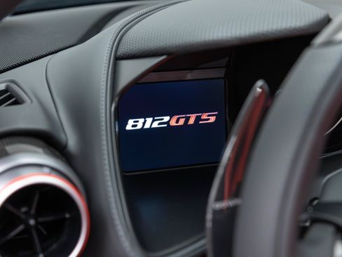 Certified 2023 Ferrari 812 GTS RWD image 23