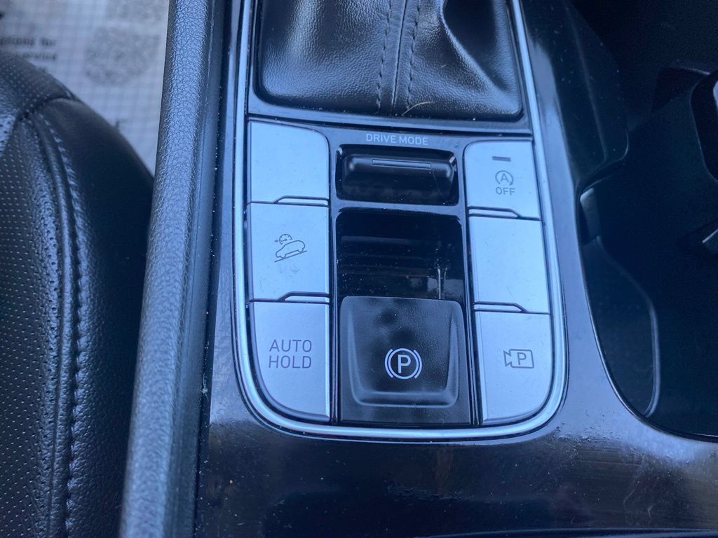 Certified 2024 Hyundai Tucson SEL w/ Convenience Package FWD image 19