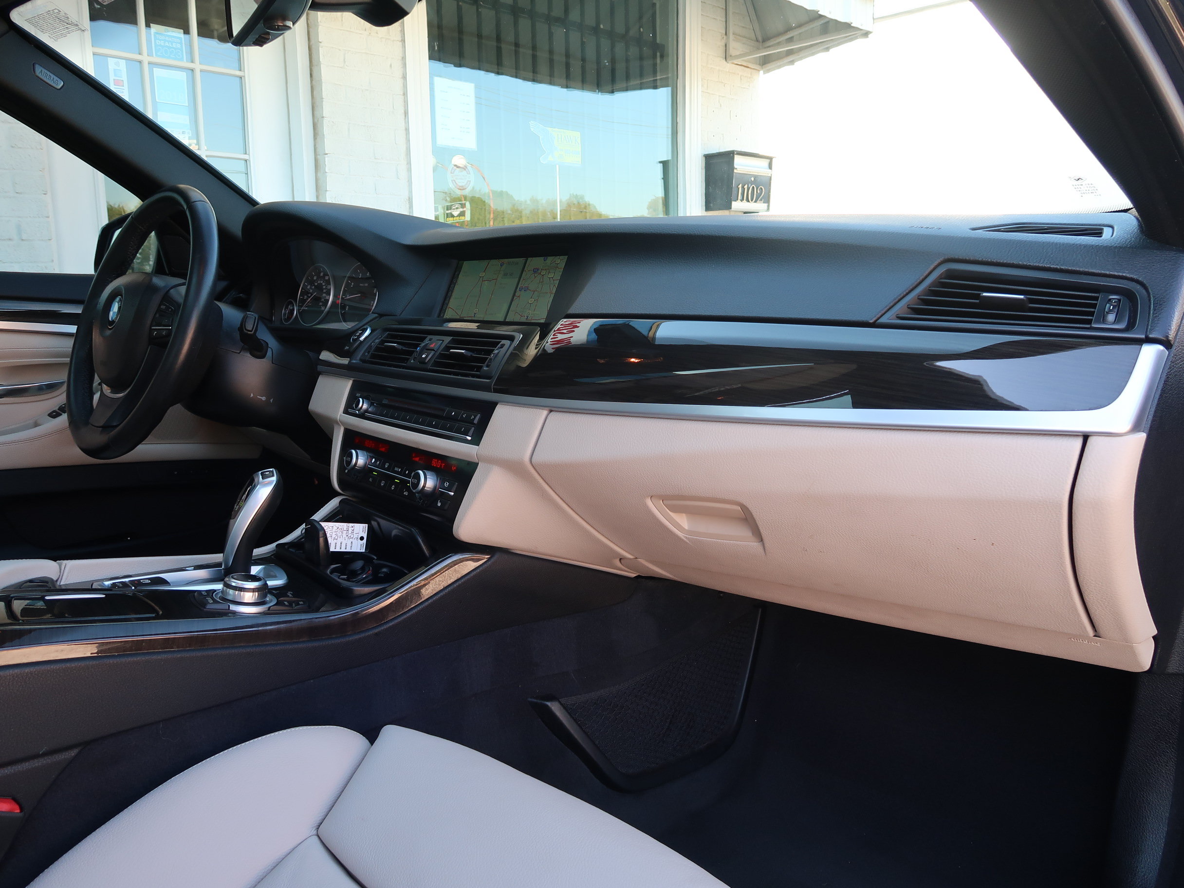 Used 2012 BMW 528i Sedan RWD image 19