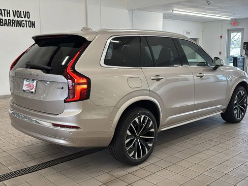 New 2026 Volvo XC90 B5 Plus w/ Protection Package AWD/4WD image 5