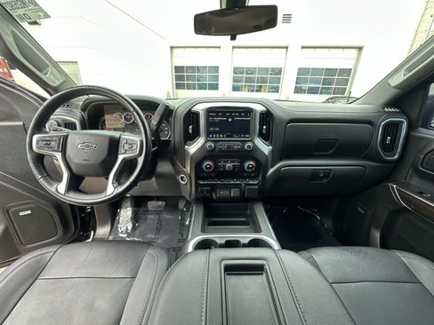 Used 2021 Chevrolet Silverado 1500 LT Trail Boss w/ Convenience Package II AWD/4WD image 42