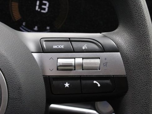 Used 2025 Hyundai Tucson SE FWD image 27