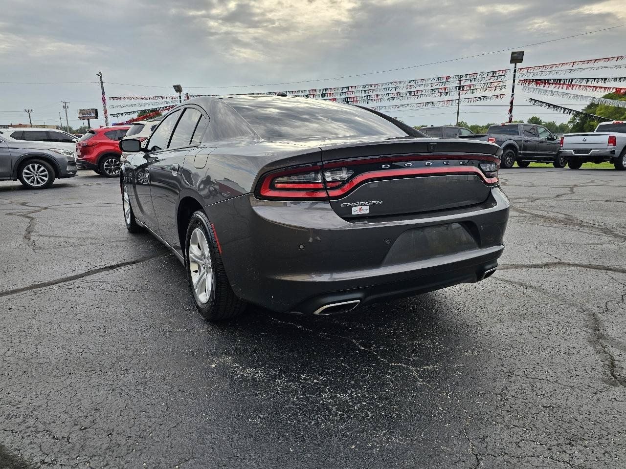 Used 2021 Dodge Charger SXT w/ Leather Interior Group RWD image 30