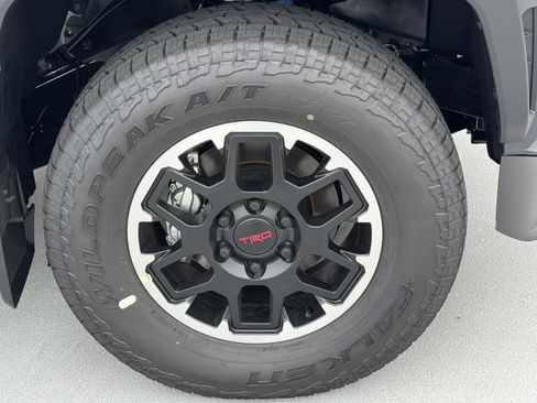 New 2026 Toyota Tacoma TRD Off-Road AWD/4WD image 15