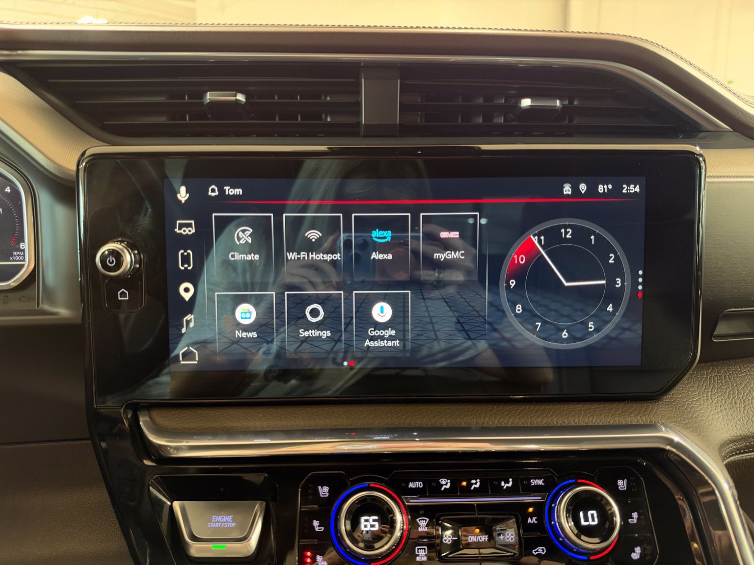 Used 2024 GMC Sierra 1500 Denali AWD/4WD image 25