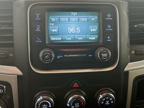 Used 2019 RAM 1500 Classic SLT RWD image 23