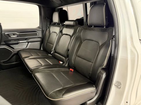 Used 2019 RAM 1500 Laramie AWD/4WD image 36
