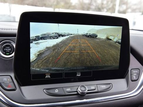 Used 2025 Chevrolet Blazer LT image 11