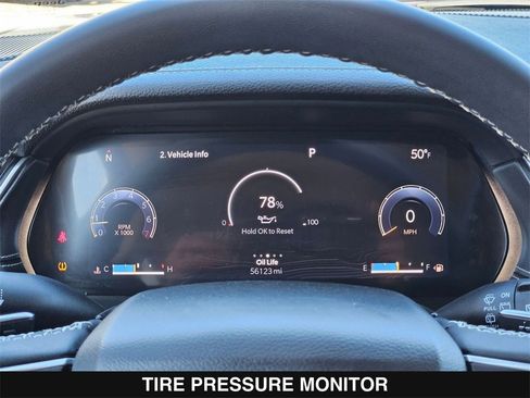 Used 2023 Jeep Grand Cherokee L Limited w/ Black Appearance Package image 28