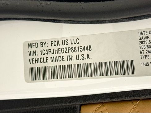 Used 2023 Jeep Grand Cherokee Summit w/ Adv Protech Group IV image 32