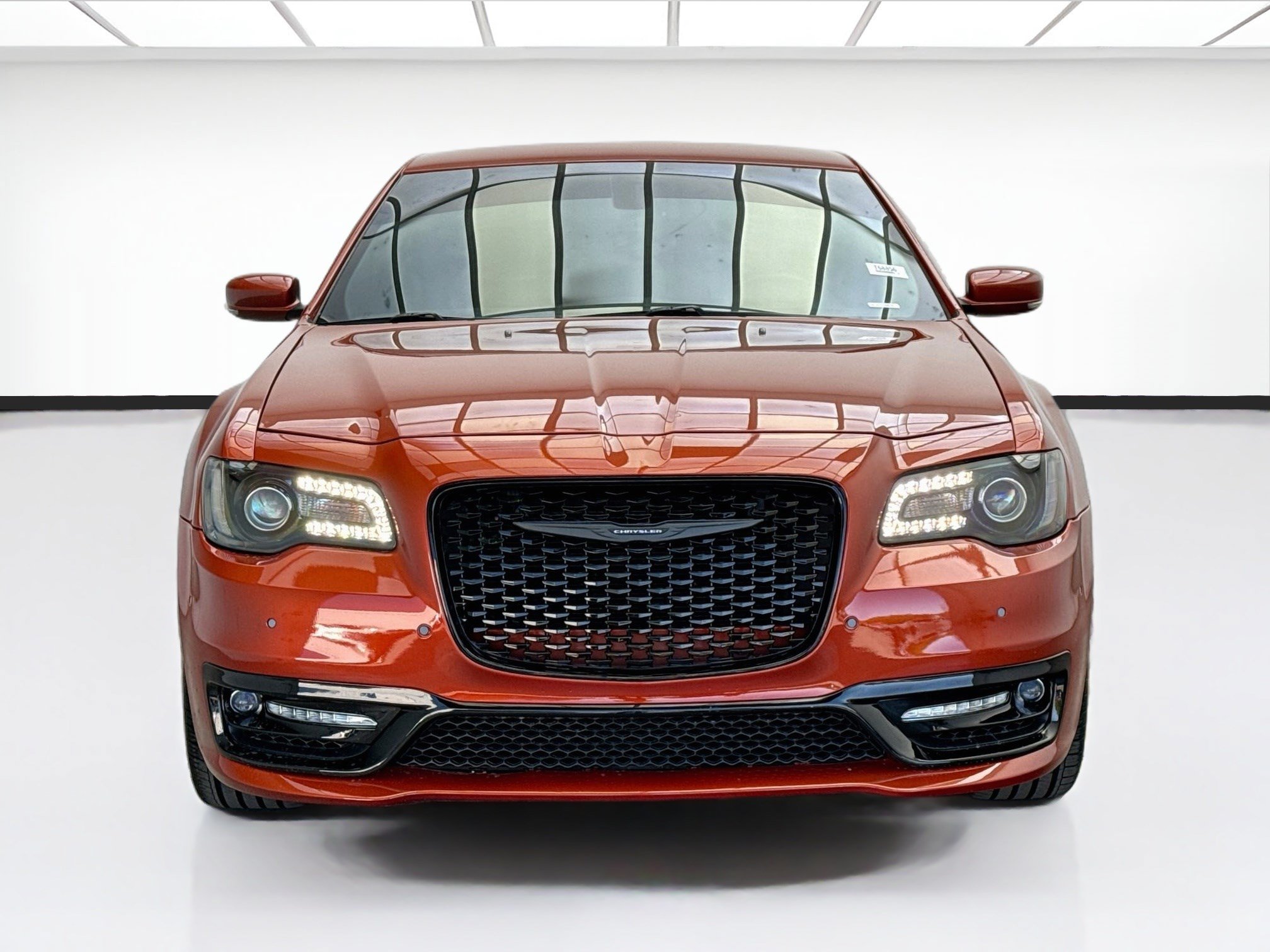 Used 2021 Chrysler 300 S RWD image 2