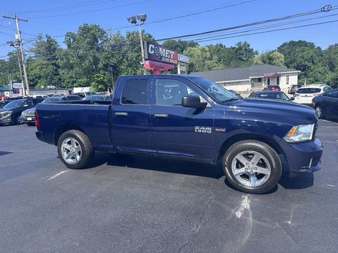 Used 2018 RAM 1500 Express w/ Express Value Package AWD/4WD image 2