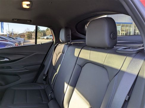 Used 2024 Buick Envista Sport Touring w/ Convenience I Package image 28