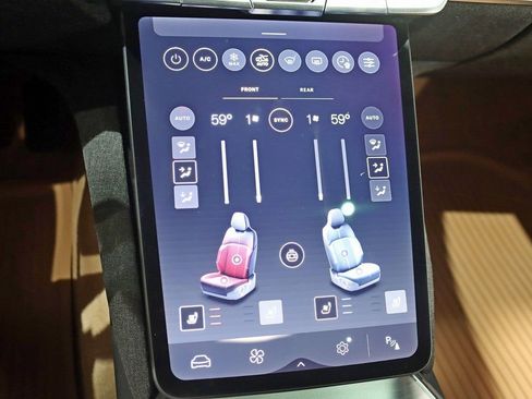 Used 2022 Lucid Air Grand Touring image 28