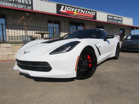 Used 2015 Chevrolet Corvette Stingray Coupe w/ 3LT Preferred Equipment Group image 1