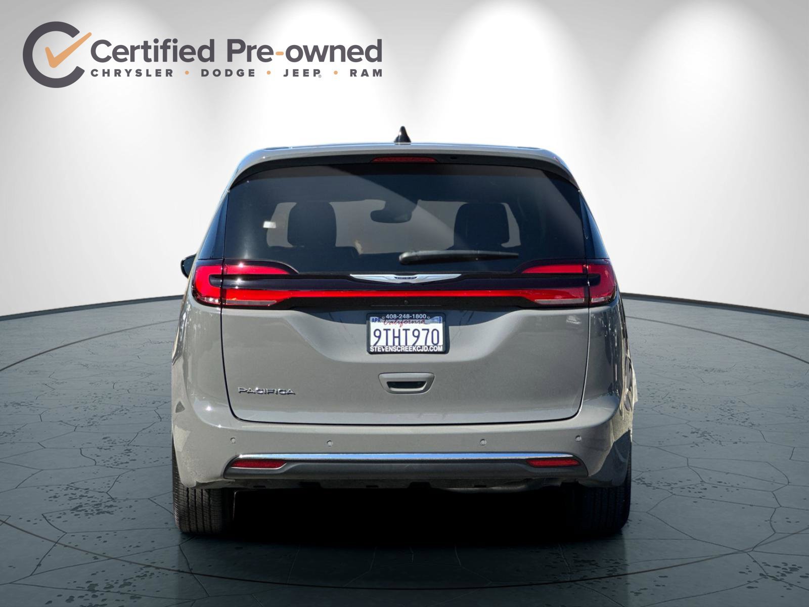 Certified 2025 Chrysler Pacifica Select FWD image 5