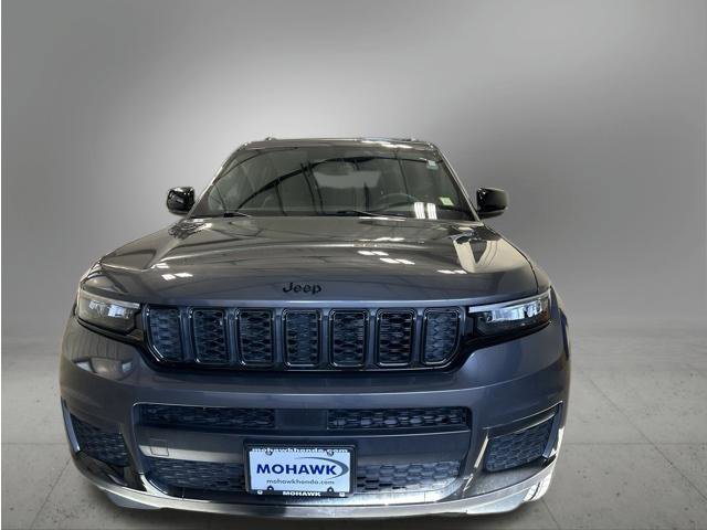 Used 2024 Jeep Grand Cherokee L Altitude AWD/4WD image 2