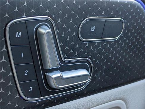 Certified 2025 Mercedes-Benz GLA 250 4MATIC image 15