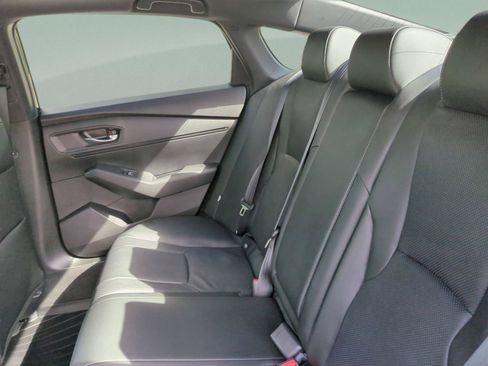Used 2025 Honda Accord Sport image 18