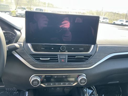 New 2026 Nissan Altima 2.5 SV AWD/4WD image 13