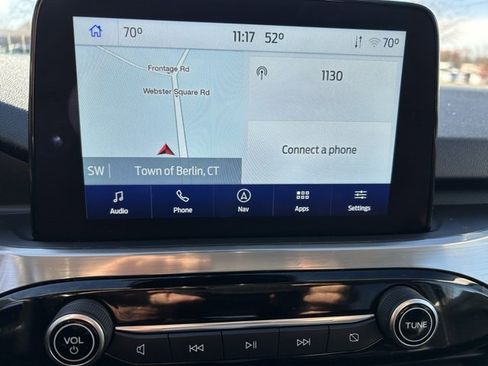 Used 2022 Ford Escape Titanium w/ Class II Trailer Tow Package image 17