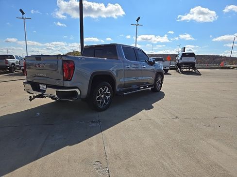 Used 2023 GMC Sierra 1500 SLT w/ SLT Premium Package image 5