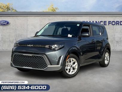 Used 2023 Kia Soul LX w/ LX Technology Package
