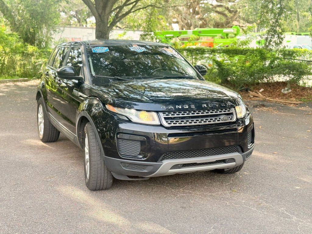 Used 2018 Land Rover Range Rover Evoque SE AWD/4WD image 3