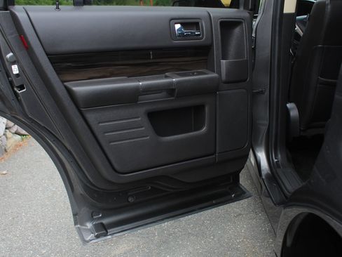 Used 2017 Ford Flex SEL w/ Equipment Group 202A image 14