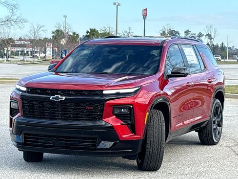 New 2026 Chevrolet Traverse RS image 3