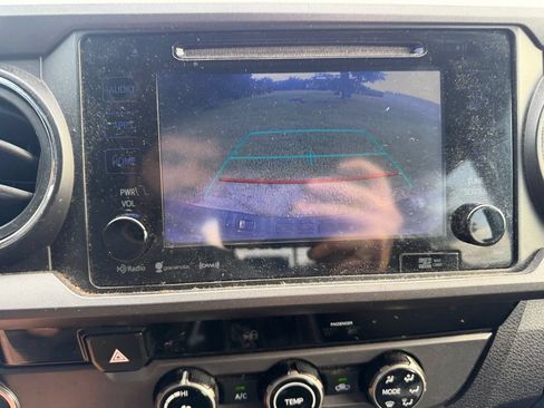 Used 2017 Toyota Tacoma TRD Sport w/ Tow Package RWD image 15