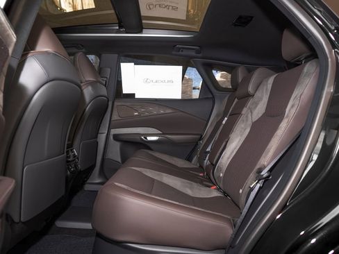 New 2026 Lexus RX 450h AWD image 15