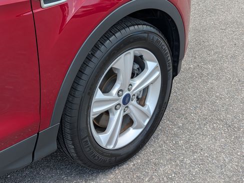 Used 2014 Ford Escape SE w/ Equipment Group 201A FWD image 12