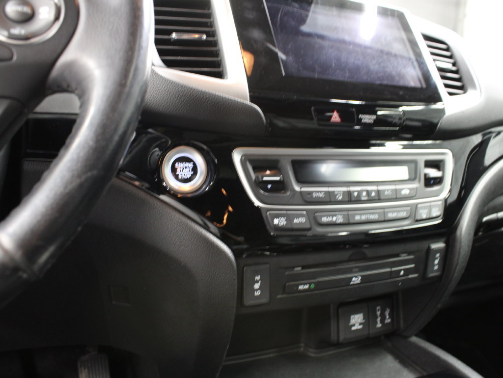 Used 2018 Honda Pilot Touring image 52