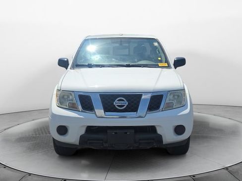 Used 2016 Nissan Frontier SV RWD image 8
