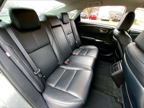 Used 2017 Toyota Avalon XLE image 17