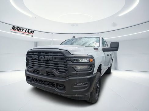 New 2026 RAM 3500 Tradesman AWD/4WD image 6