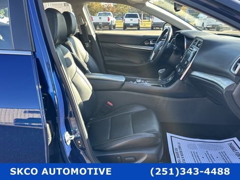 Used 2023 Nissan Maxima SV w/ Floor Mat Group image 13