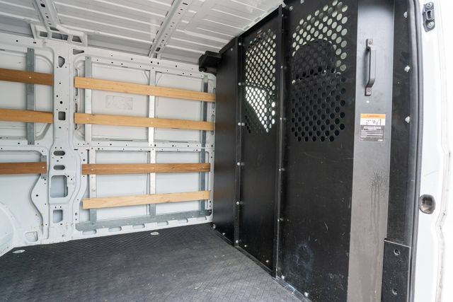 Used 2025 RAM ProMaster 2500 w/ U-Haul Equipment Group FWD image 29