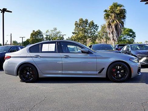 Used 2023 BMW M550i xDrive w/ Shadowloine Package AWD/4WD image 7